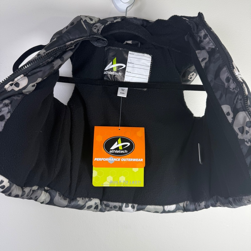 NWT Child's Black Hooded Skull Print Fleece Lined Puffer Vest Size XS 4/5 - Picture 2 of 3
